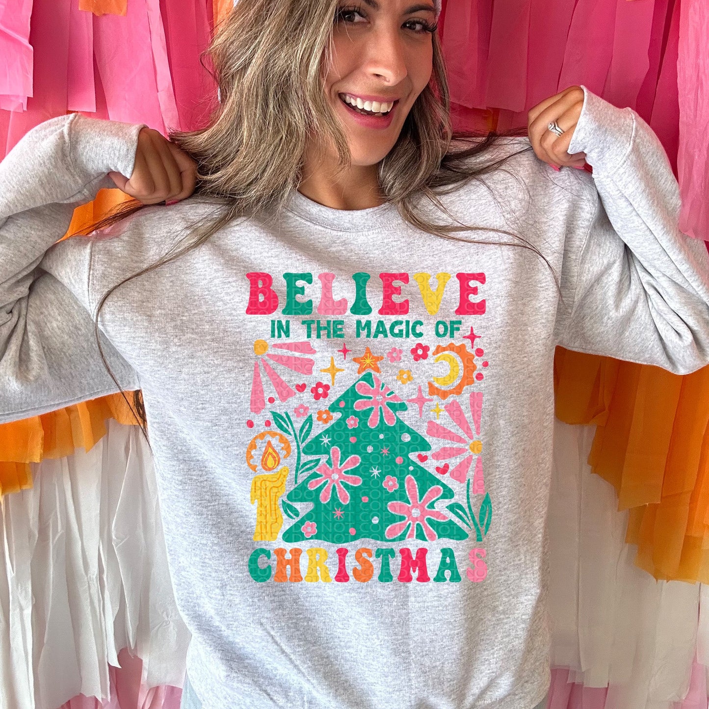 Believe in the Magic of Christmas Retro | Comfort Colors Tee or Gildan Crewneck Sweatshirt